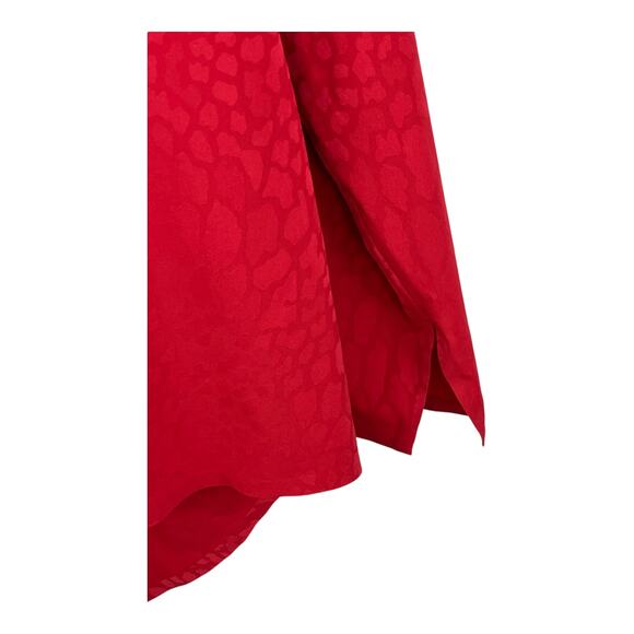 Athleta Size Medium Red Patterned Shirt High Low Hem Split Cuffs Long Sleeve - Picture 4 of 7